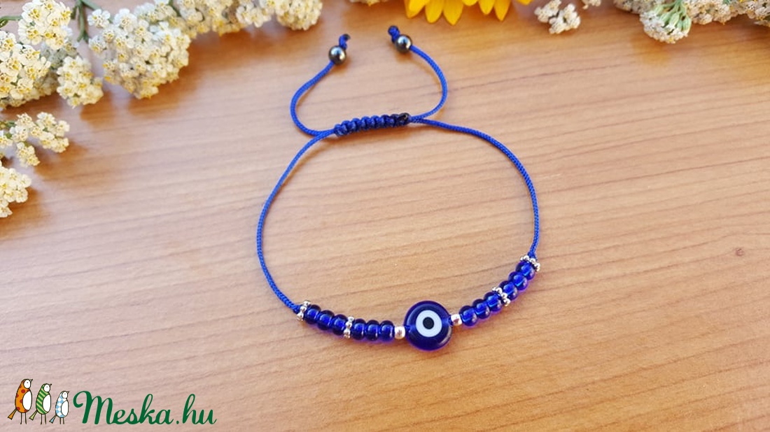 Vigyázó szem karkötő - ékszer - karkötő - fonott karkötő - Meska.hu