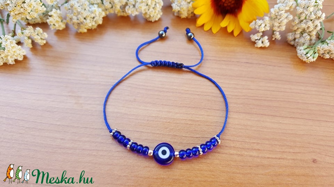 Vigyázó szem karkötő - ékszer - karkötő - fonott karkötő - Meska.hu