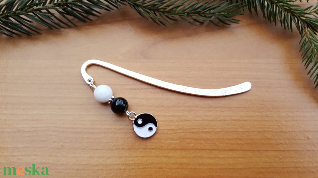 Yin-yang könyvjelző - könyv & zene - könyvjelző - Meska.hu Yin-yang könyvjelző - könyv & zene - könyvjelző - Meska.hu