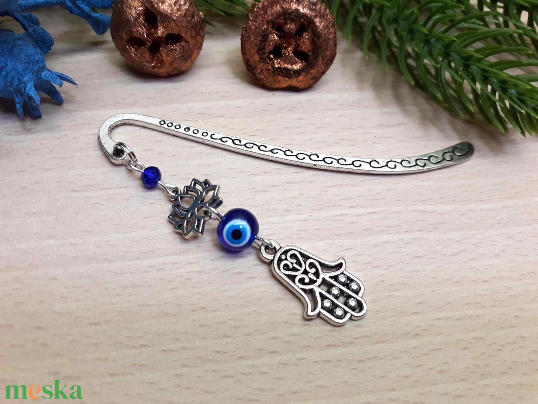 Hamsa könyvjelző - könyv & zene - könyvjelző - Meska.hu Hamsa könyvjelző - könyv & zene - könyvjelző - Meska.hu