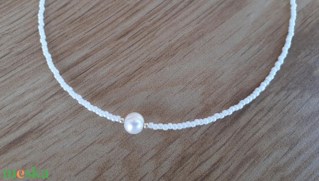 Egy szem gyöngy - choker nyaklánc ; Rövid nyaklánc - ékszer - nyaklánc - gyöngyös nyaklánc - Meska.hu Egy szem gyöngy - choker nyaklánc ; Rövid nyaklánc - ékszer - nyaklánc - gyöngyös nyaklánc - Meska.hu