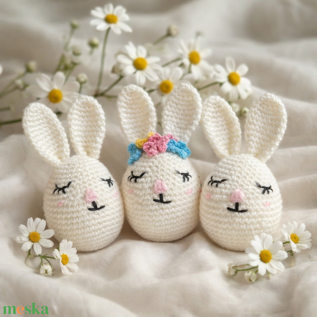 Horgolt nyuszi tojás � húsvéti dekoráció- fiú nyuszi  - otthon & életmód - dekoráció - asztal és polc dekoráció - asztaldísz - Meska.hu