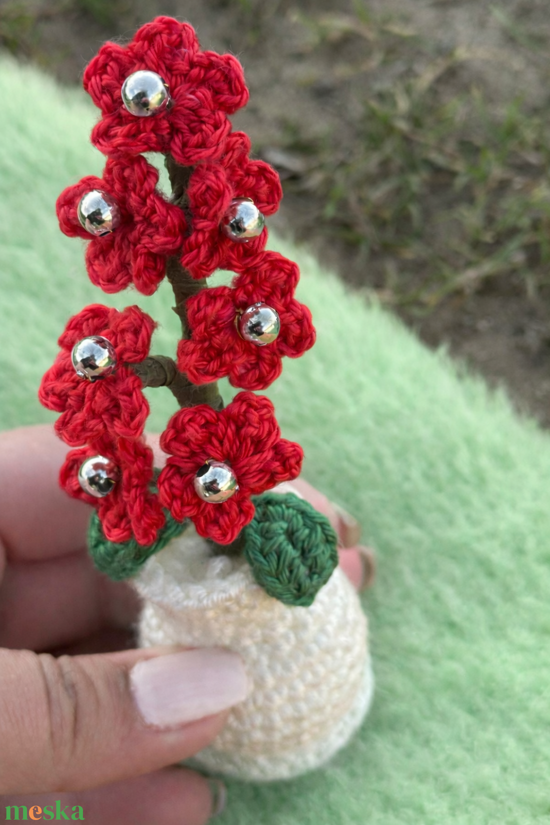 Horgolt virág kulcstartó, dekoráció, választható színekben  - tavaszi ajándé- rózsaszín - táska & tok - kulcstartó & táskadísz - kulcstartó - Meska.hu