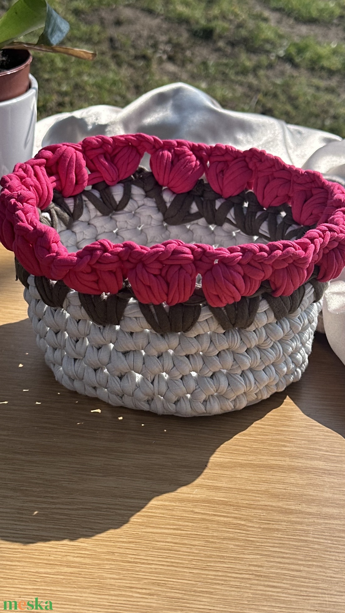 Horgolt tavaszi kosár � húsvéti tojástároló kosár - otthon & életmód - tárolás & rendszerezés - tárolókosár - Meska.hu