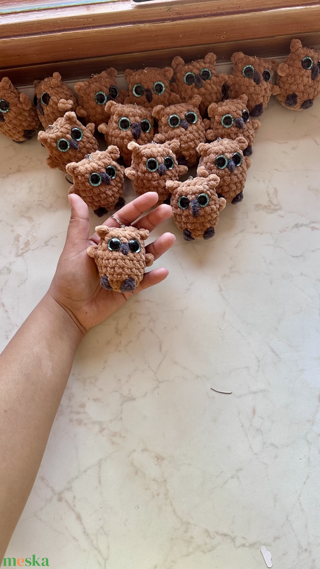 Horgolt bagoly kulcstartó � Kézműves amigurumi bagoly, egyedi ajándék - táska & tok - kulcstartó & táskadísz - kulcstartó - Meska.hu