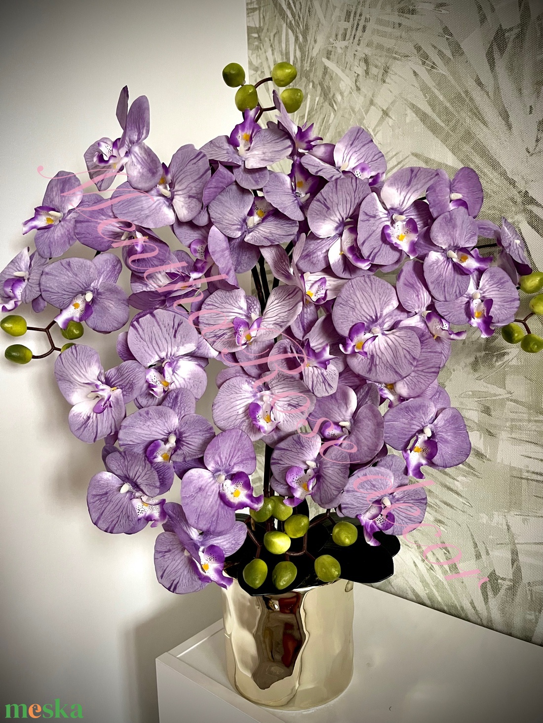 Lila színű orchidea kaspóban - otthon & életmód - virágdekoráció - virágdíszek - virágdísz kaspóban - Meska.hu