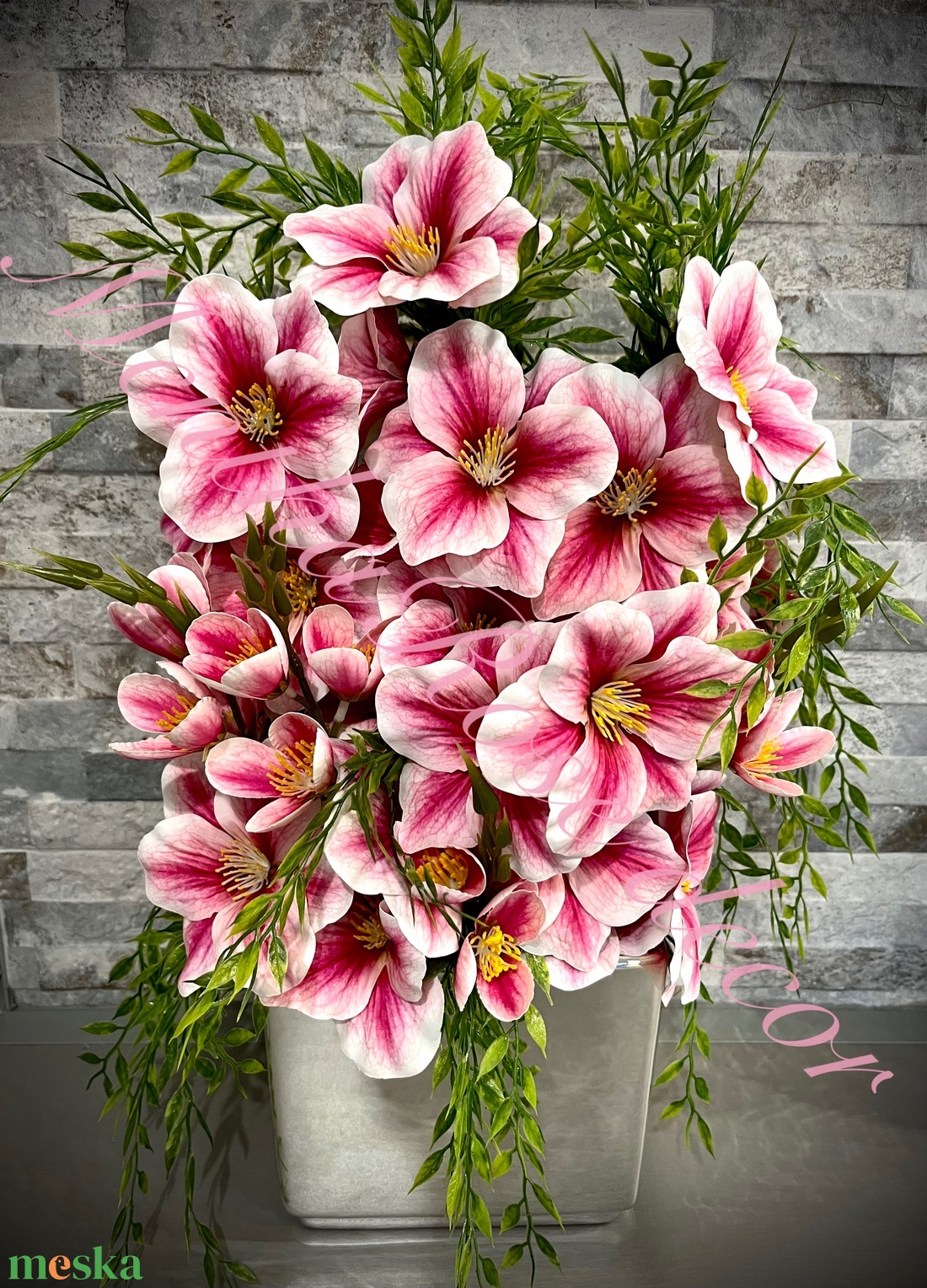 Magnóliás asztaldísz - otthon & életmód - virágdekoráció - virágdíszek - asztali virágdísz - Meska.hu