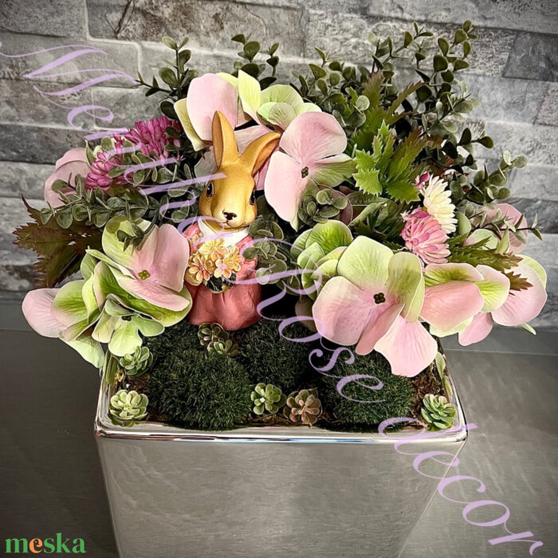 Húsvéti nyuszi virágdekorral - ünnepi díszek, dekorációk - húsvéti díszek és dekorációk - húsvéti asztaldíszek - Meska.hu