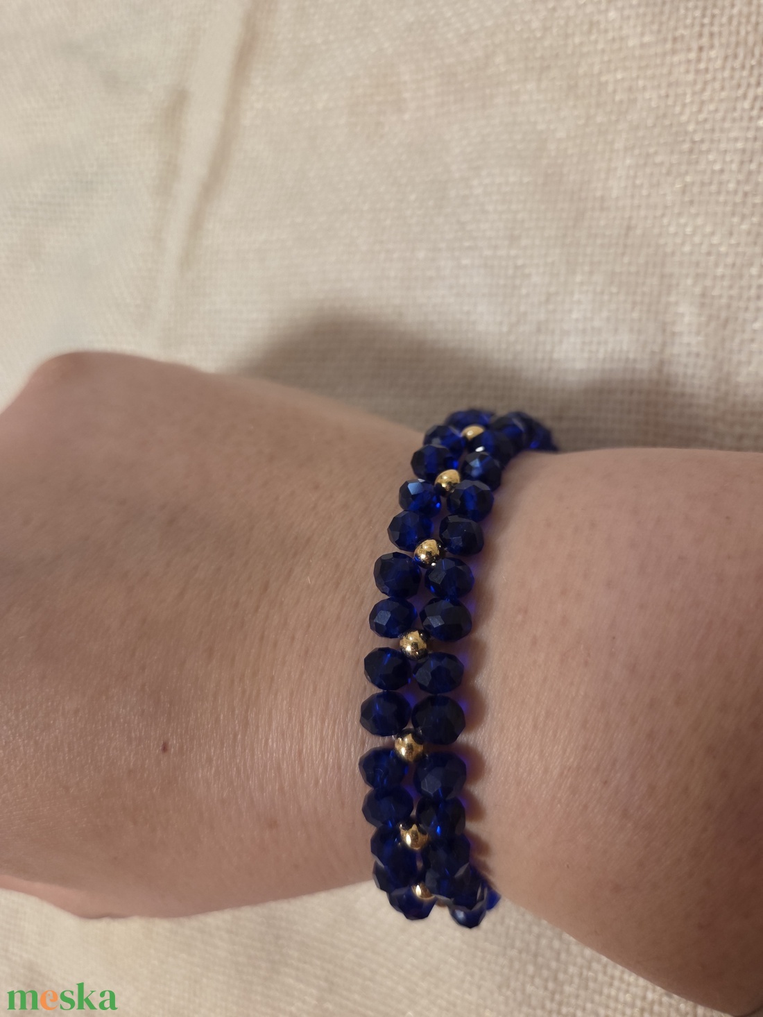 Gyöngyből készült kék karkötő  - ékszer - karkötő - gyöngyös karkötő - Meska.hu