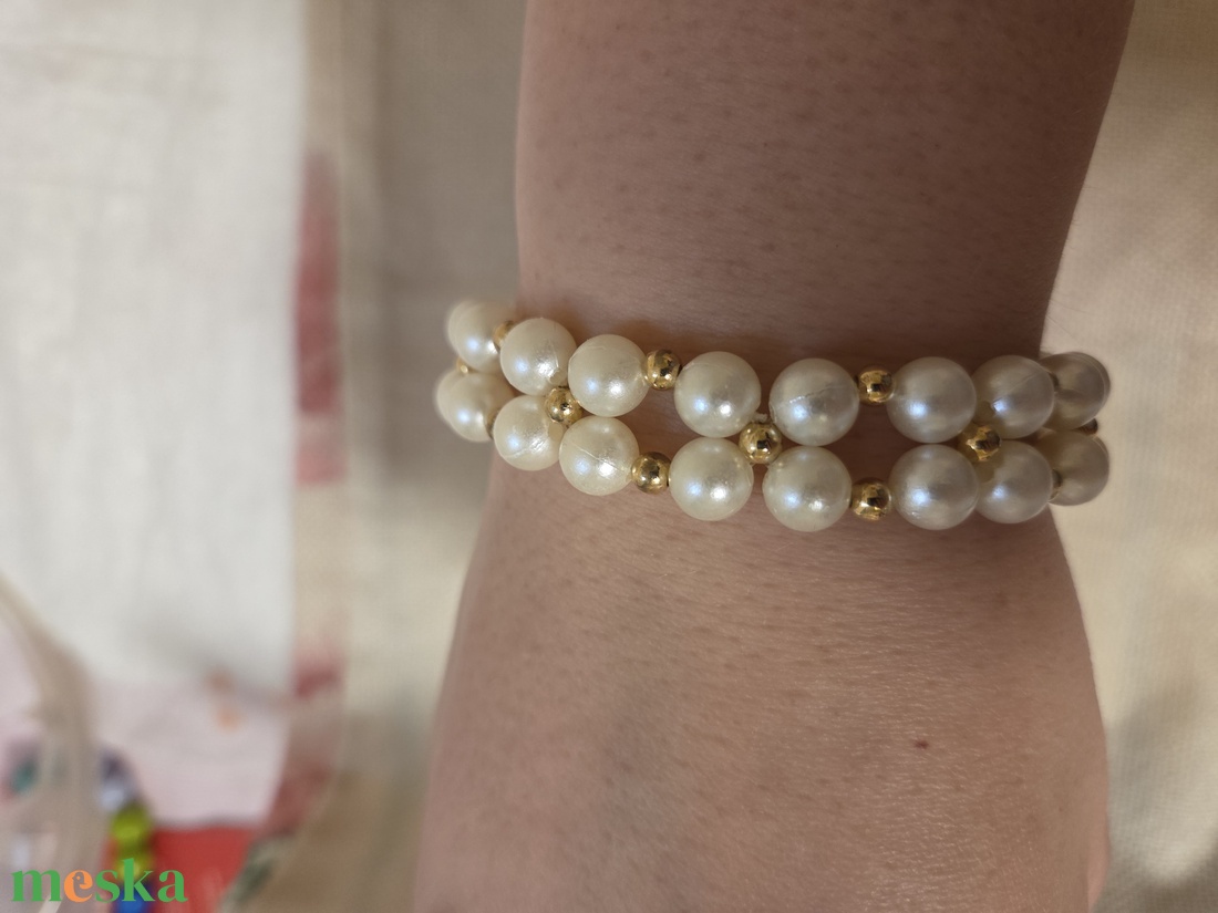 Fehér-arany karkötő  - ékszer - karkötő - gyöngyös karkötő - Meska.hu