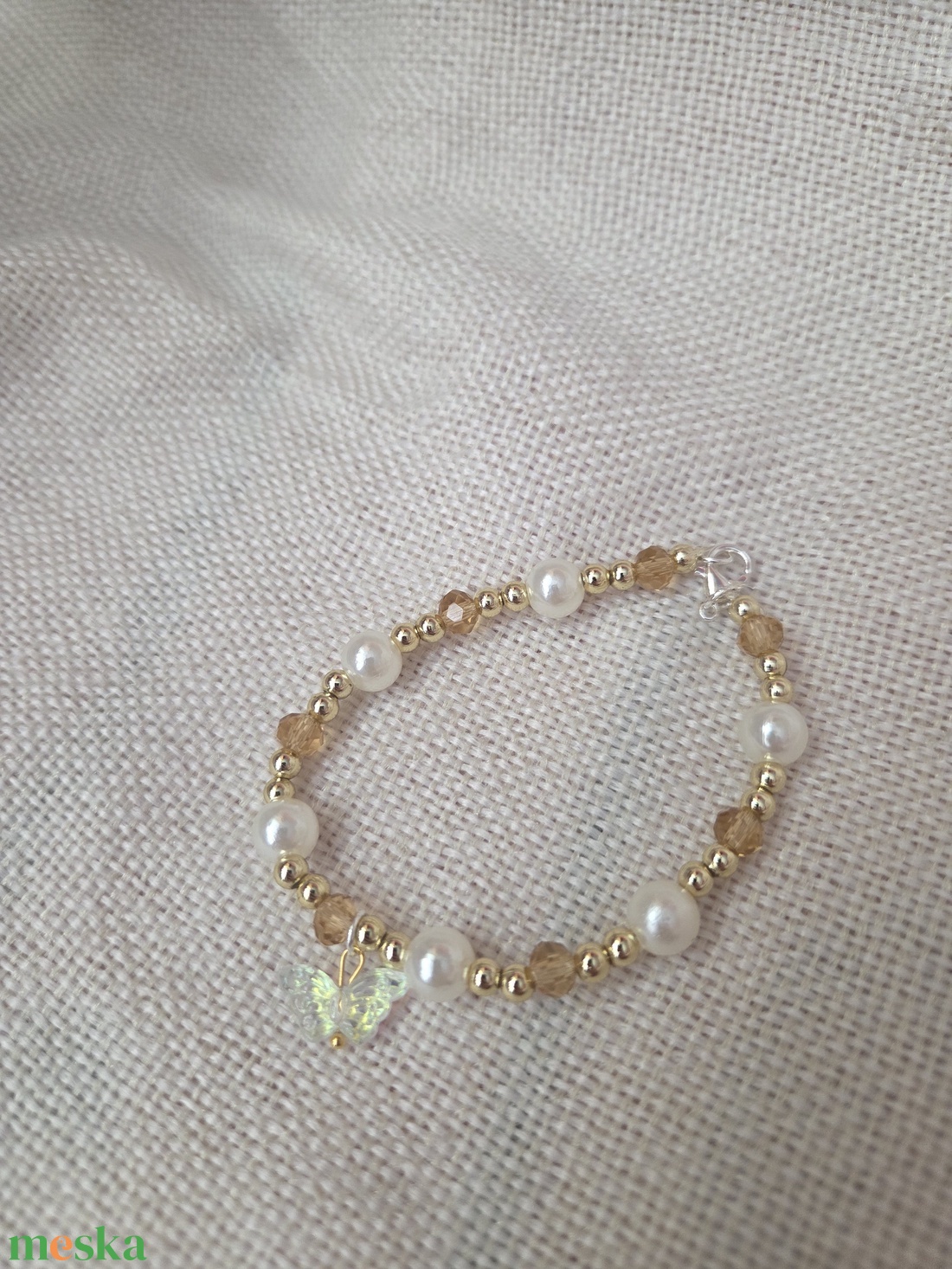 Tavaszi pillangó Szellő gyöngyből készült karkötő - ékszer - karkötő - gyöngyös karkötő - Meska.hu