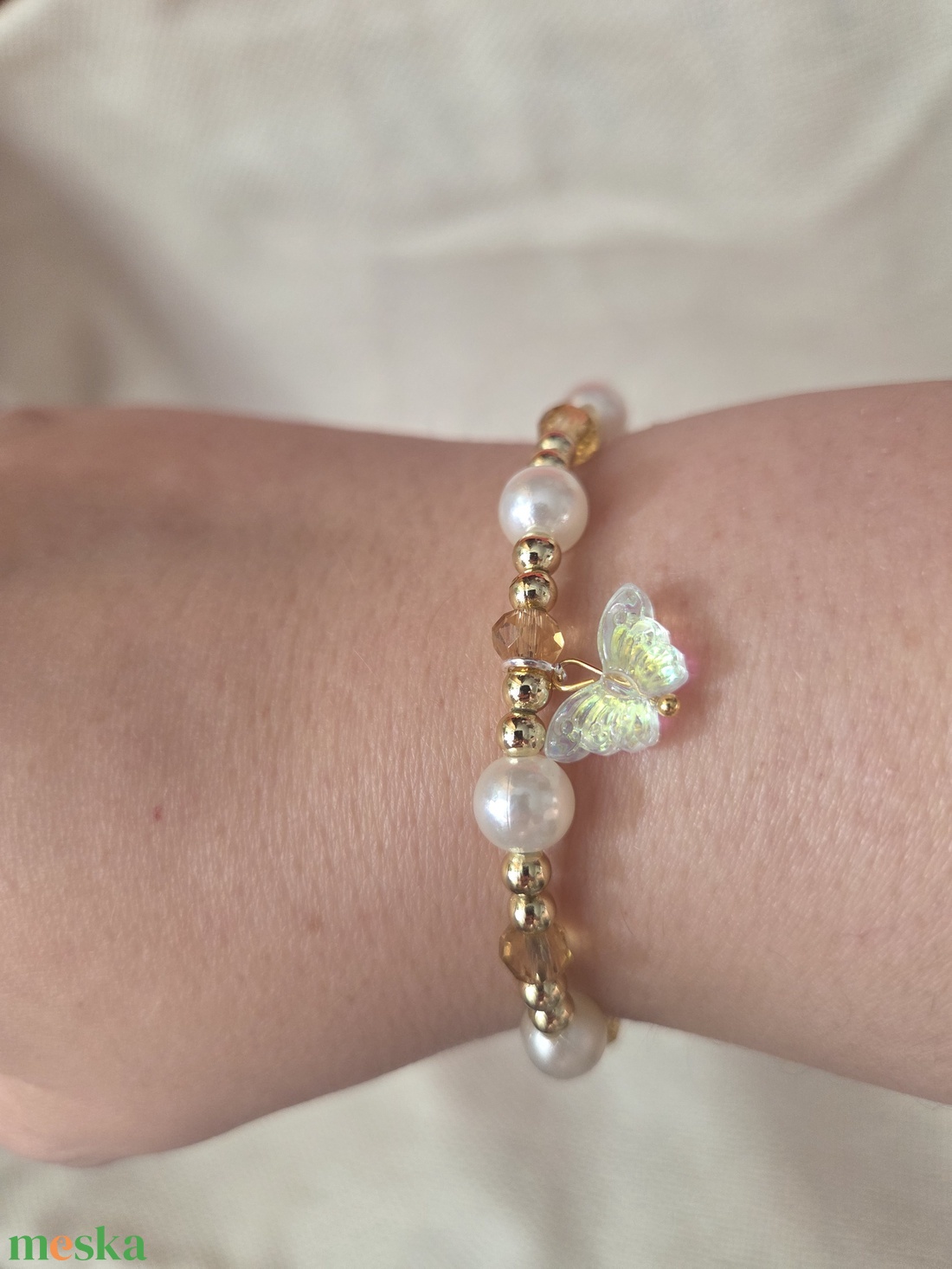 Tavaszi pillangó Szellő gyöngyből készült karkötő - ékszer - karkötő - gyöngyös karkötő - Meska.hu