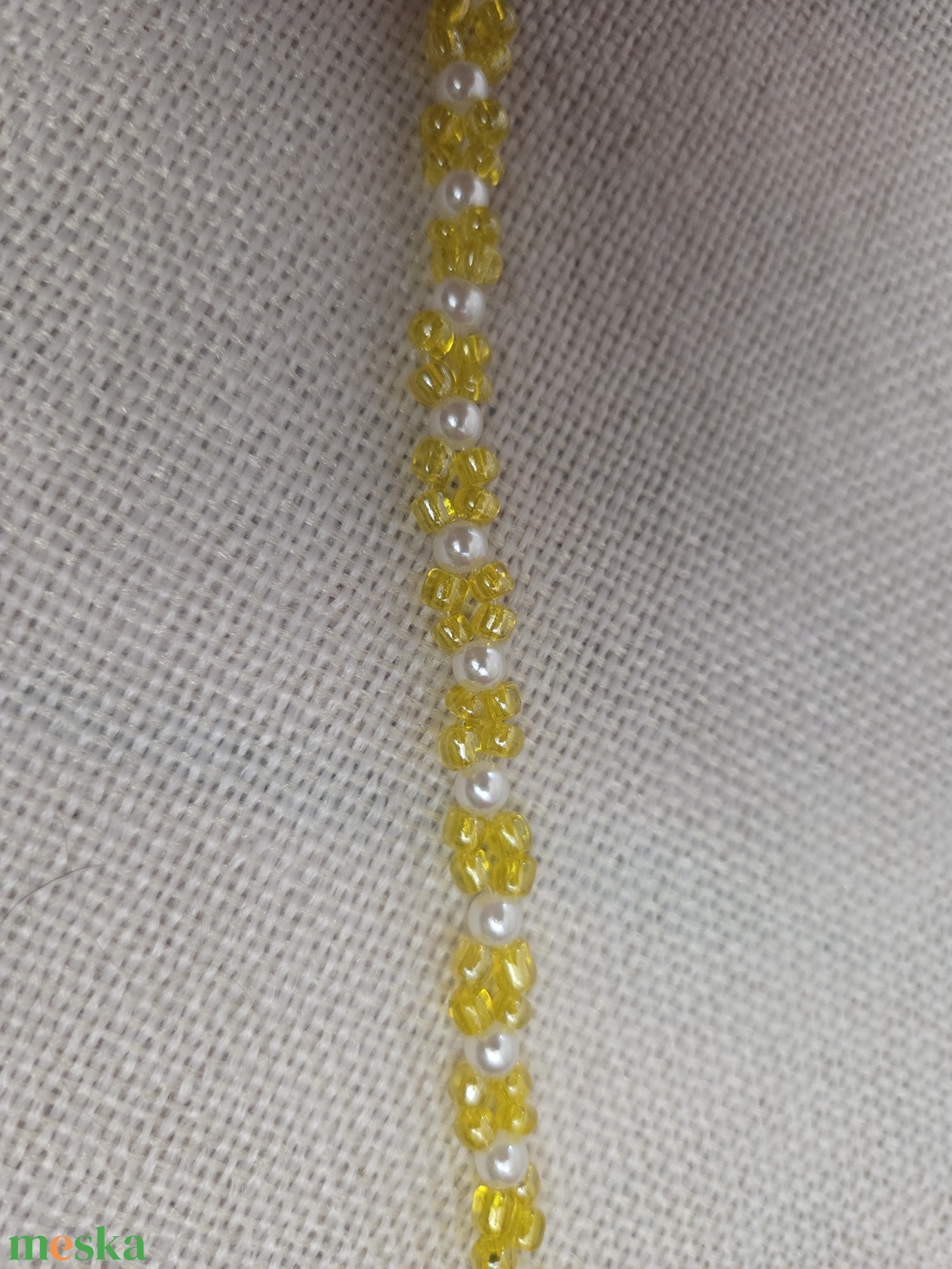 Gyöngyből készült sárga karkötő  - ékszer - karkötő - gyöngyös karkötő - Meska.hu