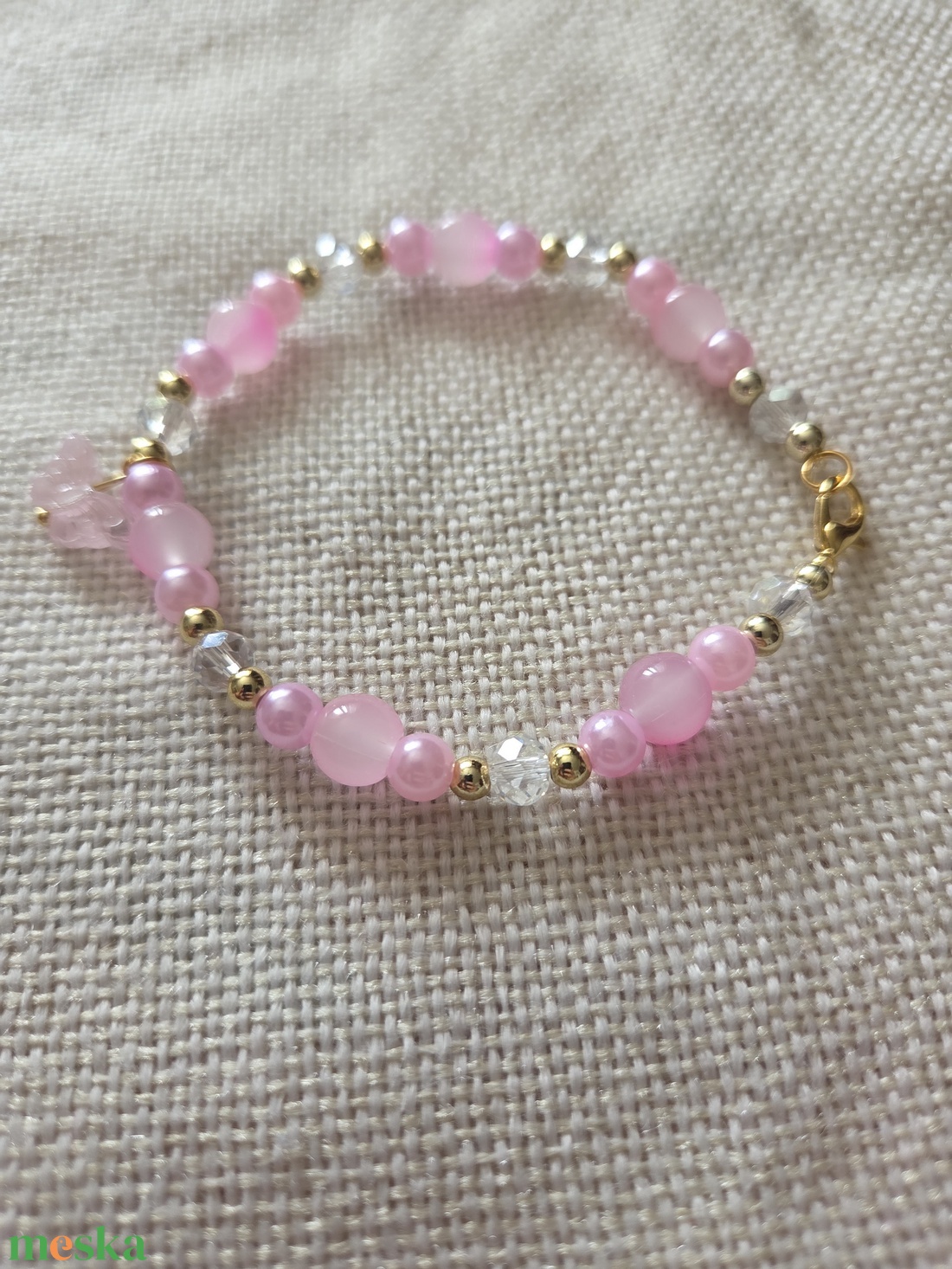 Tavaszi pillangó Cukorka gyöngyből készült karkötő - ékszer - karkötő - gyöngyös karkötő - Meska.hu