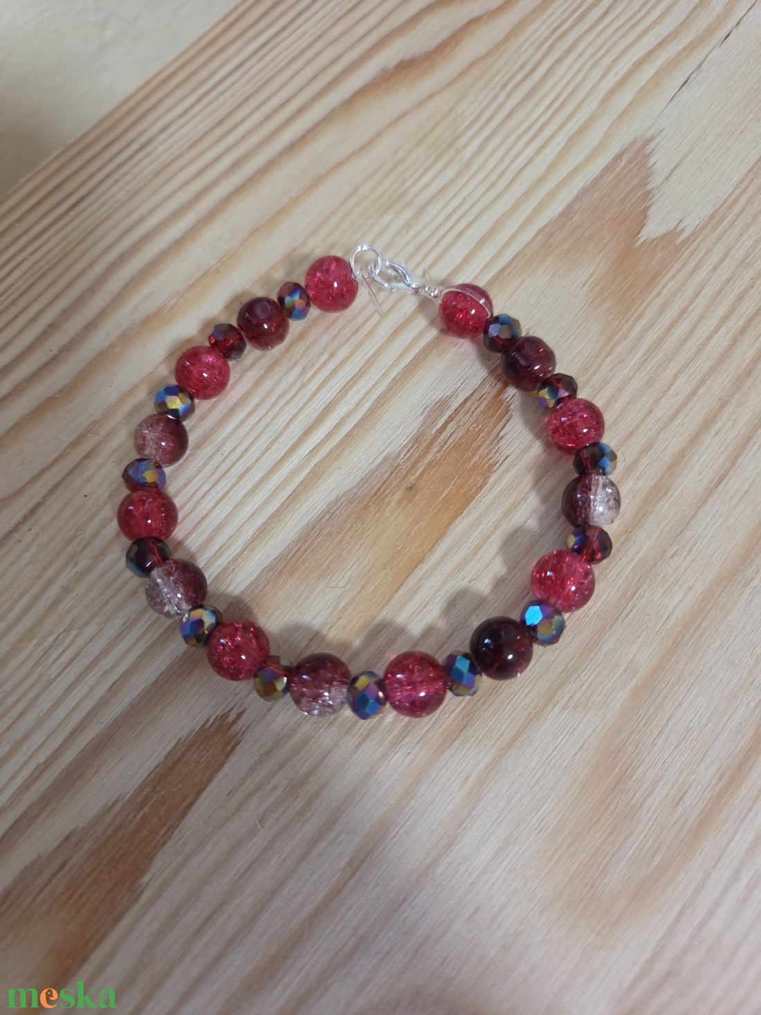 Piros gyöngyös karkötő  - ékszer - karkötő - gyöngyös karkötő - Meska.hu