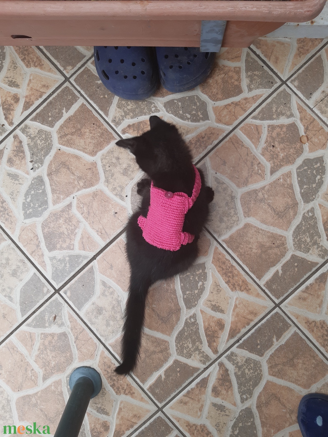 Kézzel horgolt kutya hátizsák kutyakaki zacsi tartó - otthon & életmód - kisállatoknak - kutyáknak - kutya ruházat - Meska.hu Kézzel horgolt kutya hátizsák kutyakaki zacsi tartó - otthon & életmód - kisállatoknak - kutyáknak - kutya ruházat - Meska.hu