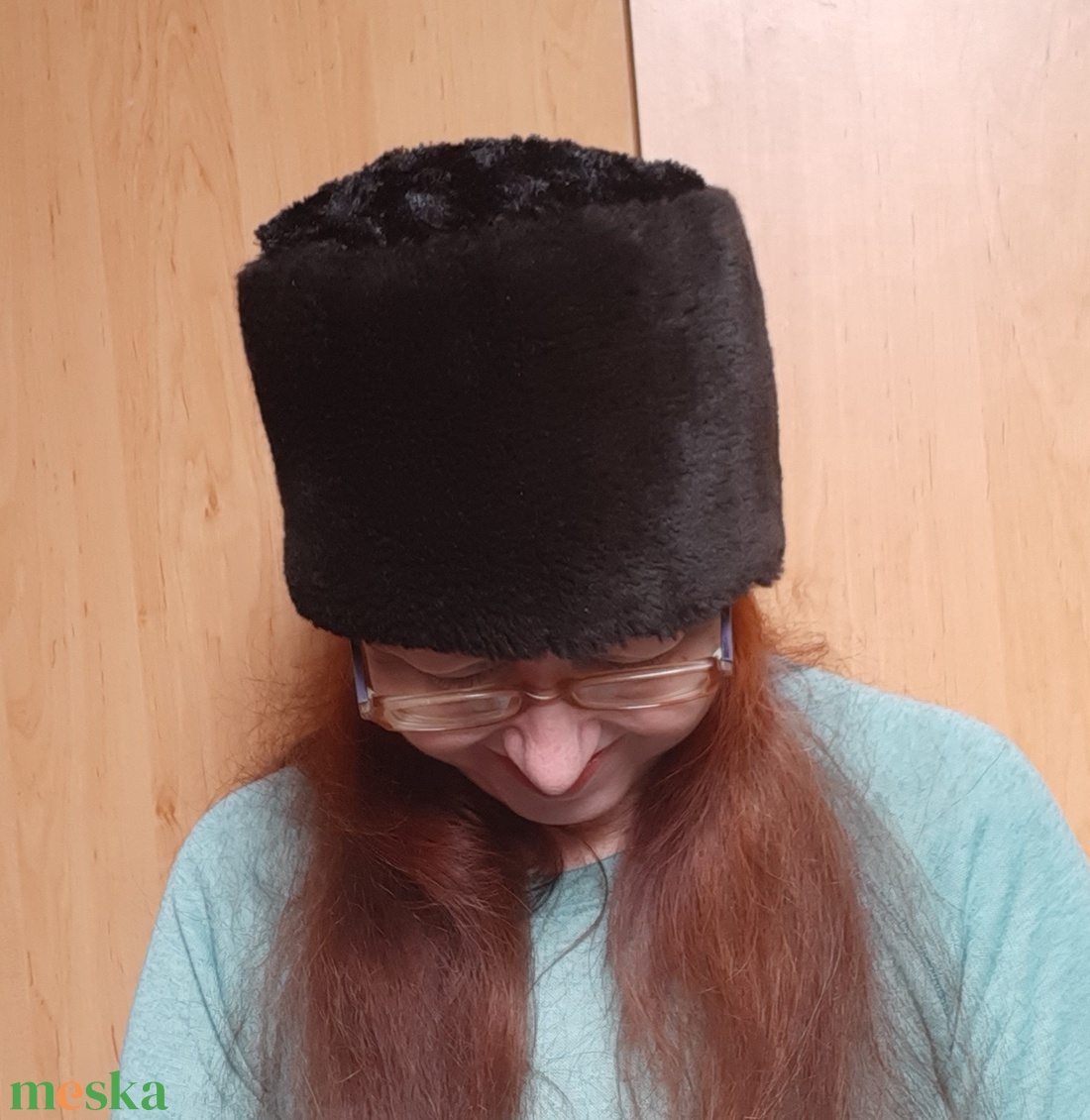 Téli bundás női sapka  - ruha & divat - sál, sapka, kendő - sapka - Meska.hu