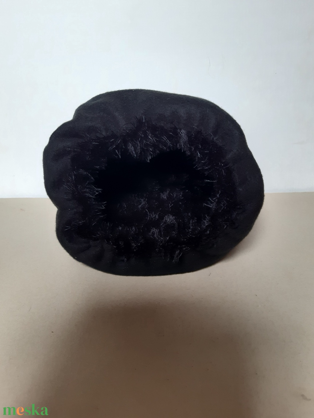 Kézzel kötött női, téli sapka - ruha & divat - sál, sapka, kendő - sapka - Meska.hu