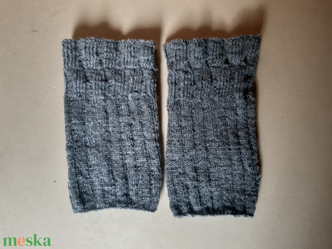 Kézzel kötött bokamelegítő - ruha & divat - cipő & papucs - lábszármelegítő - Meska.hu