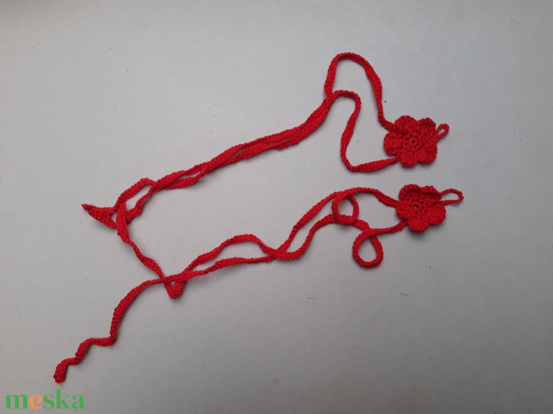 Kézzel horgolt babalábdísz, kézdísz - baba - mama - babaruházat - babacipő - Meska.hu