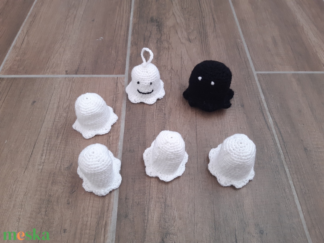 Szellem figura Halloweenre - otthon & életmód - dekoráció - halloween - halloweeni dekoráció - Meska.hu