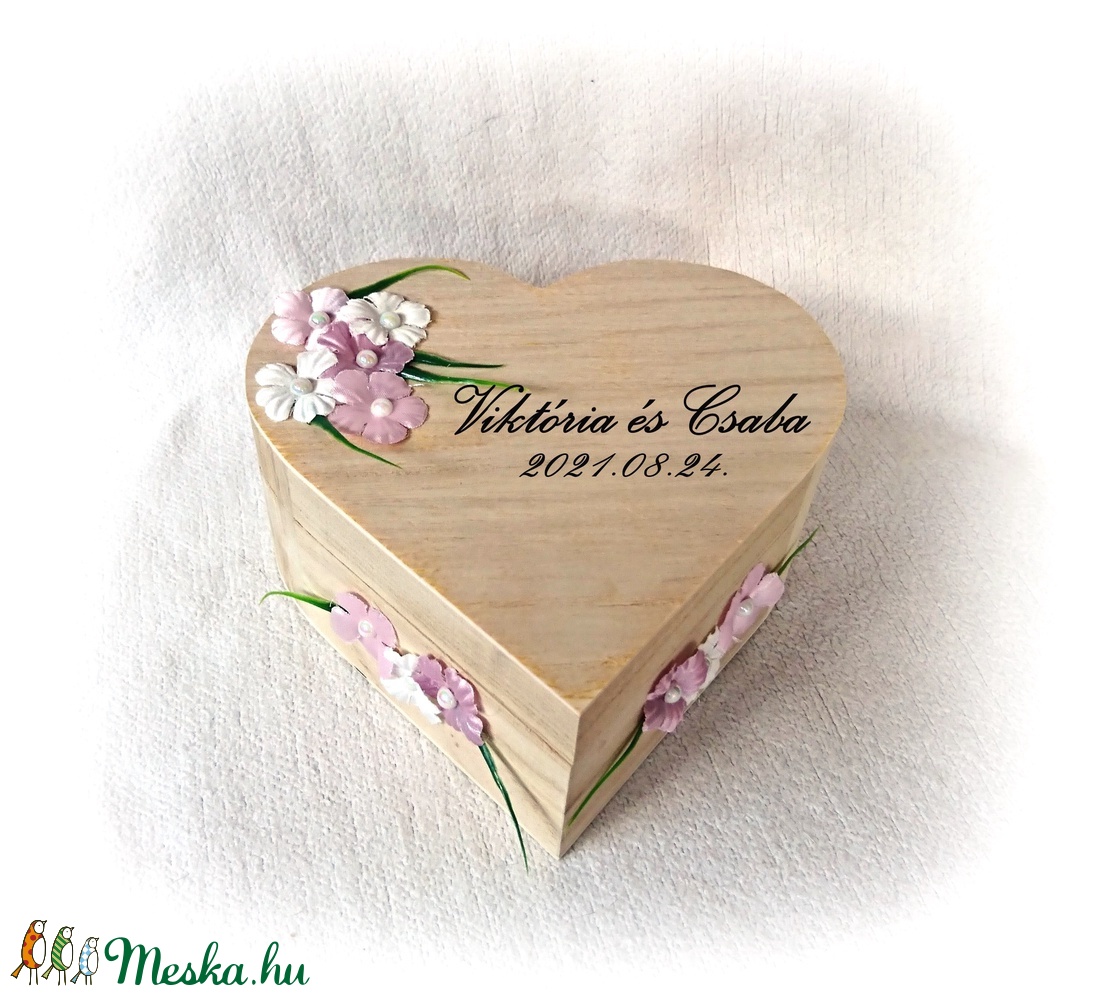 Szív alakú gyűrűtartó natúr fadoboz, esküvő - esküvő - kiegészítők - gyűrűtartó & gyűrűpárna - Meska.hu