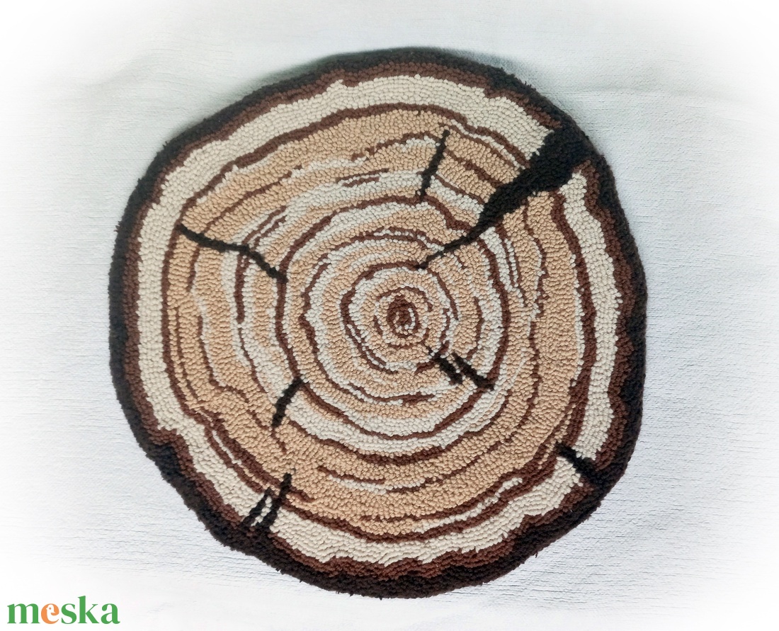 Fakorong, ami puha: asztali szőnyeg, asztalközép, bútorvédő,  mécsestartó, váza alátét, dekorációs szőnyeg - otthon & életmód - dekoráció - asztal és polc dekoráció - dekorációs tál, tartó - Meska.hu