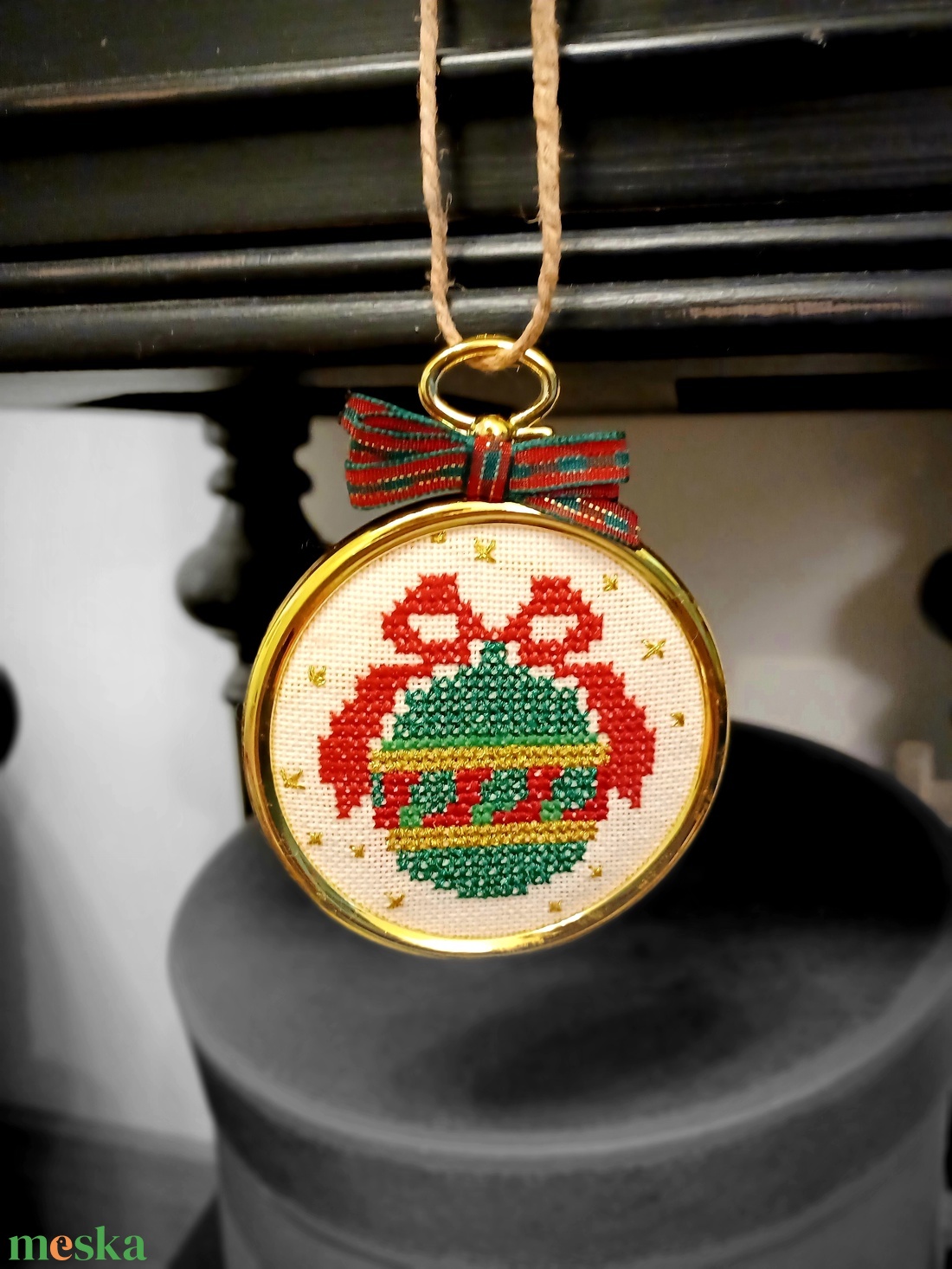 Keresztszemes karácsonyfa dísz - karácsony - karácsonyi lakásdekoráció - karácsonyfadíszek - Meska.hu