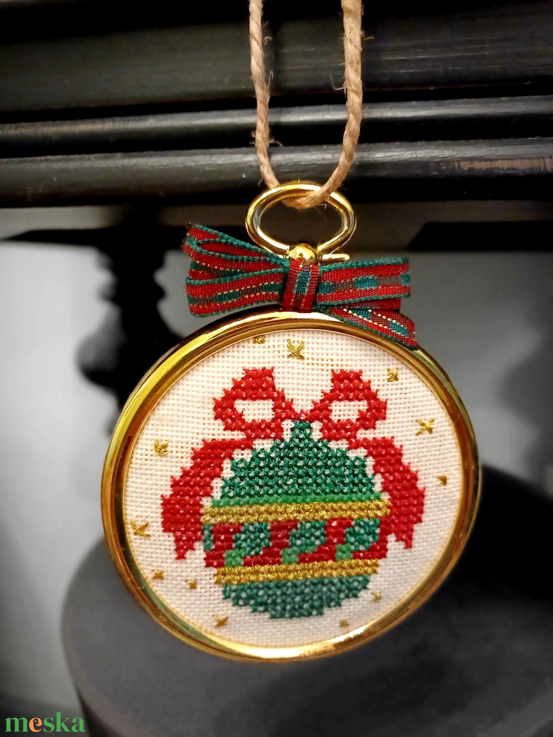 Keresztszemes karácsonyfa dísz - karácsony - karácsonyi lakásdekoráció - karácsonyfadíszek - Meska.hu