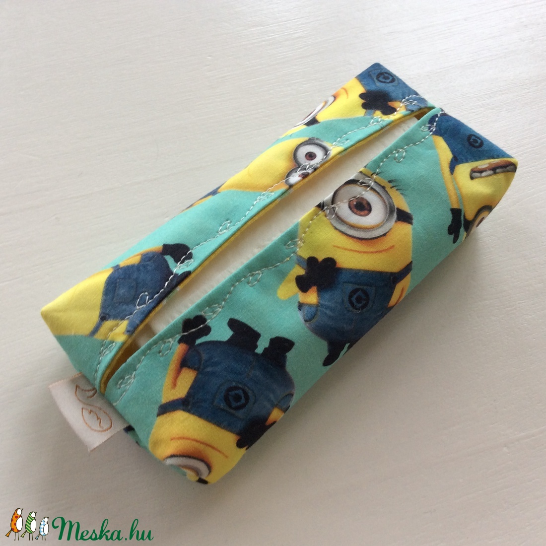 Minyon mintás bélelt papírzsebkendő tartó türkiz színben - Minion - - Meska.hu Minyon mintás bélelt papírzsebkendő tartó türkiz színben - Minion - - Meska.hu