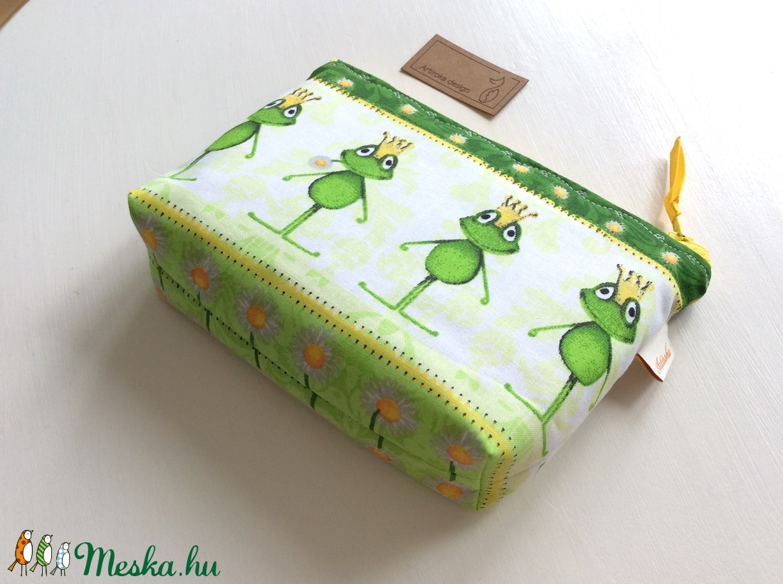 Béka királyos neszesszer, kozmetikai táska - Artiroka design -  - Meska.hu