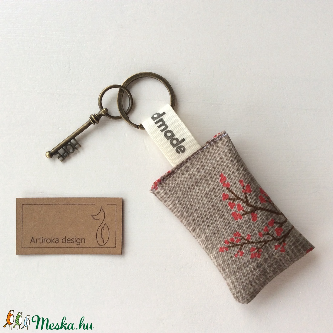 Piros Madárkás kulcstartó levendulával töltve, HOPE feliratú kulcs dísszel - Artiroka design - - Meska.hu Piros Madárkás kulcstartó levendulával töltve, HOPE feliratú kulcs dísszel - Artiroka design - - Meska.hu