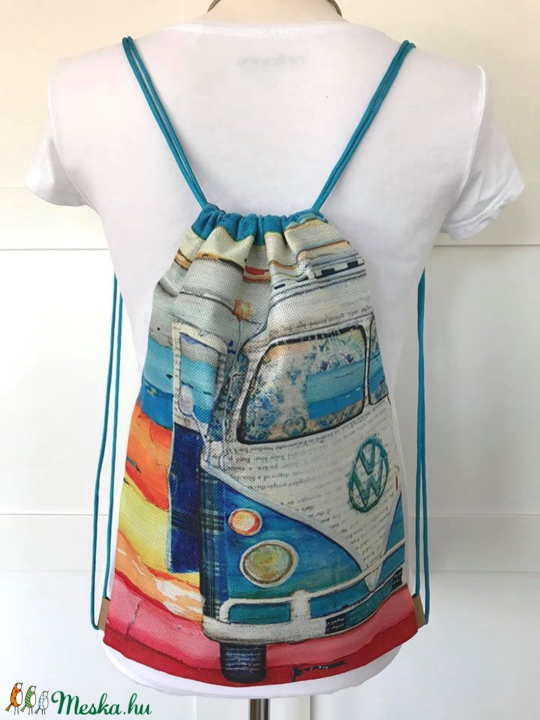 Retro, VW -Volkswagen - busz mintás gymbag hátizsák, belső zsebekkel, kulcstartó pánttal - Artiroka design - 505 - - Meska.hu Retro, VW -Volkswagen - busz mintás gymbag hátizsák, belső zsebekkel, kulcstartó pánttal - Artiroka design - 505 - - Meska.hu