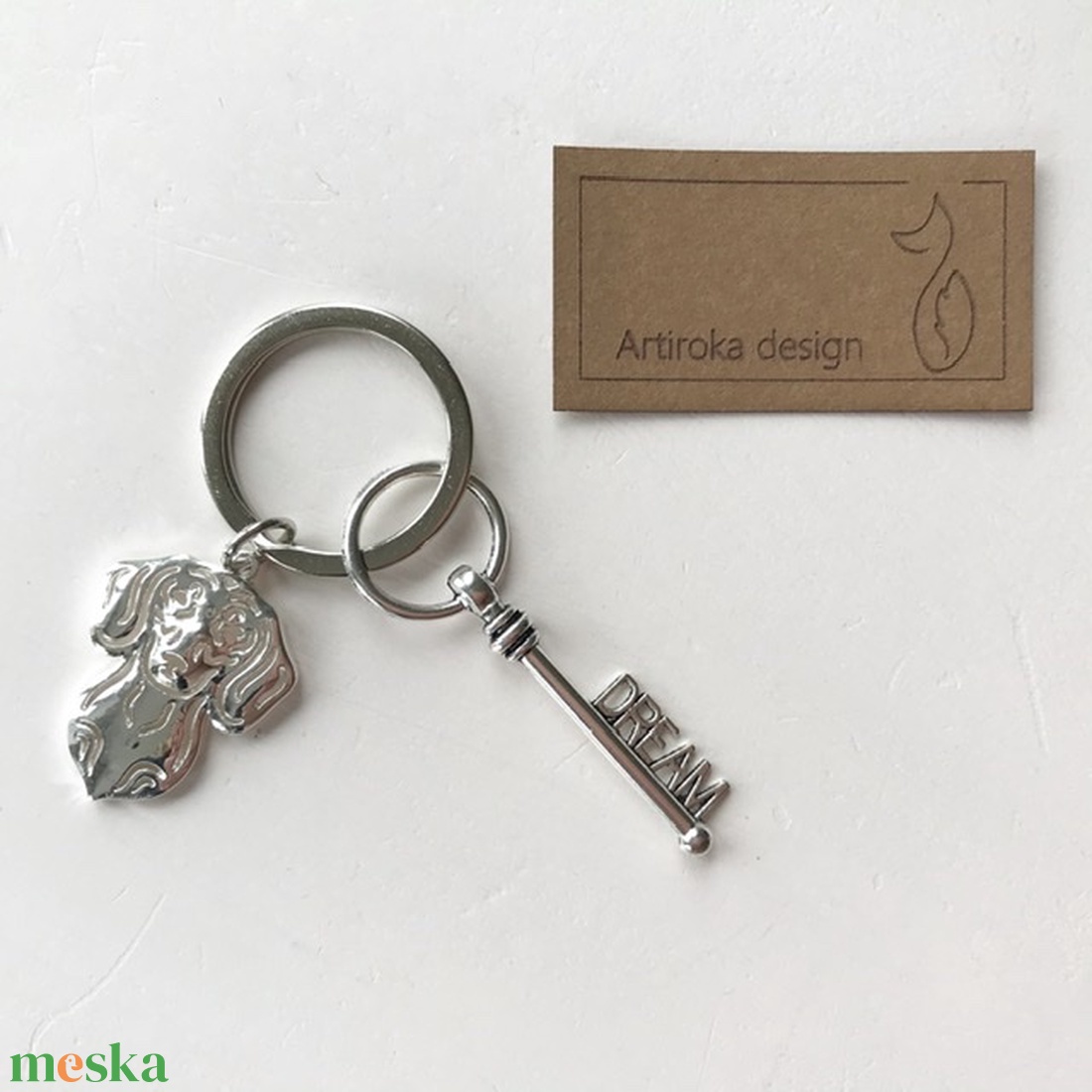 Tacskó kutya mintás, egyedi kulcstartó, álom kulcs dísszel - Artiroka design - táska & tok - kulcstartó & táskadísz - kulcstartó - Meska.hu Tacskó kutya mintás, egyedi kulcstartó, álom kulcs dísszel - Artiroka design - táska & tok - kulcstartó & táskadísz - kulcstartó - Meska.hu