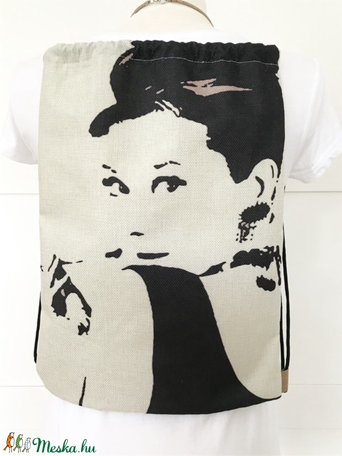 Audrey Hepburn mintás, egyedi gymbag hátizsák - tornazsák edzéshez, úszáshoz  - Artiroka design -  - Meska.hu