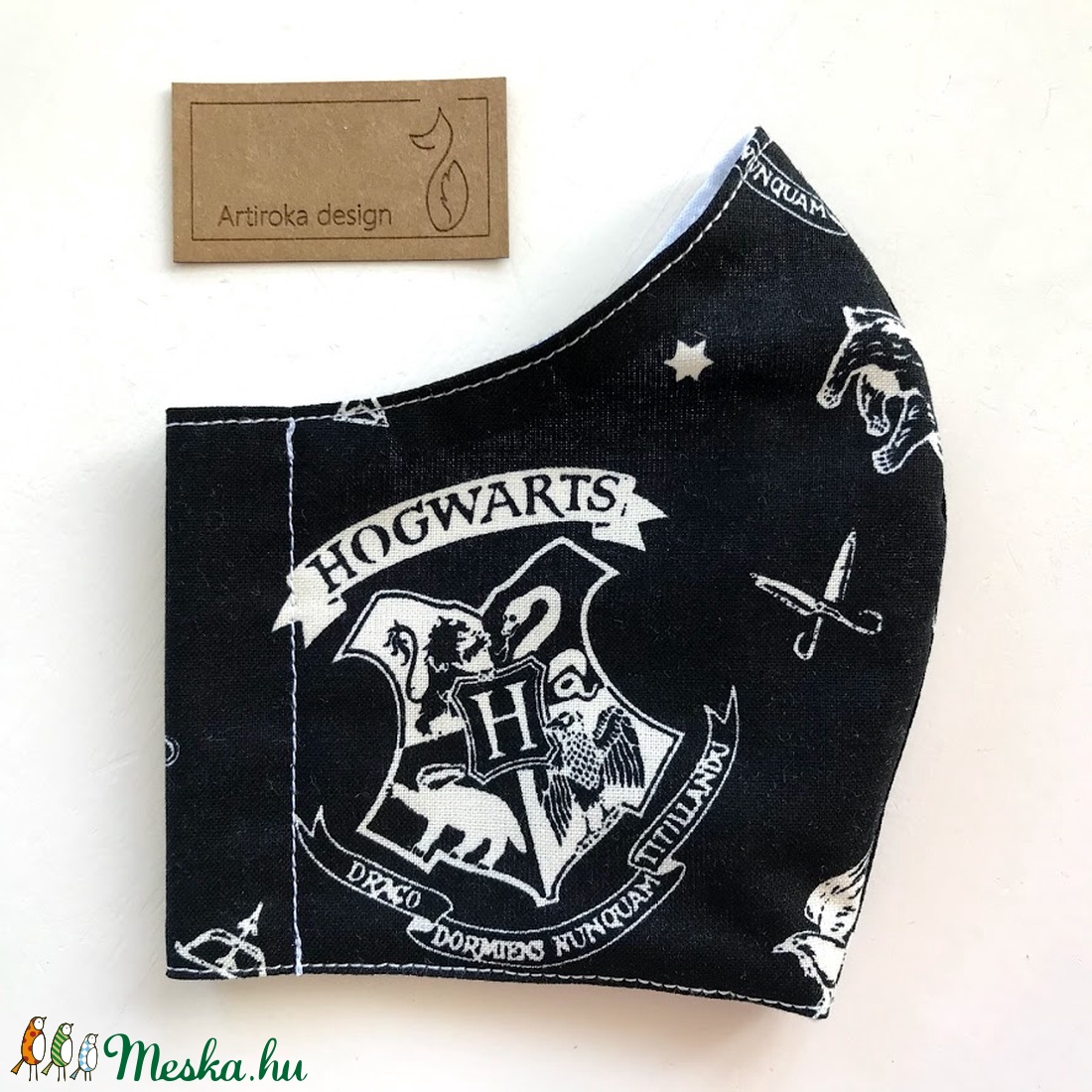 Harry Potter fekete címeres  arcmaszk, szájmaszk, maszk - Artiroka design - női - női - Meska.hu