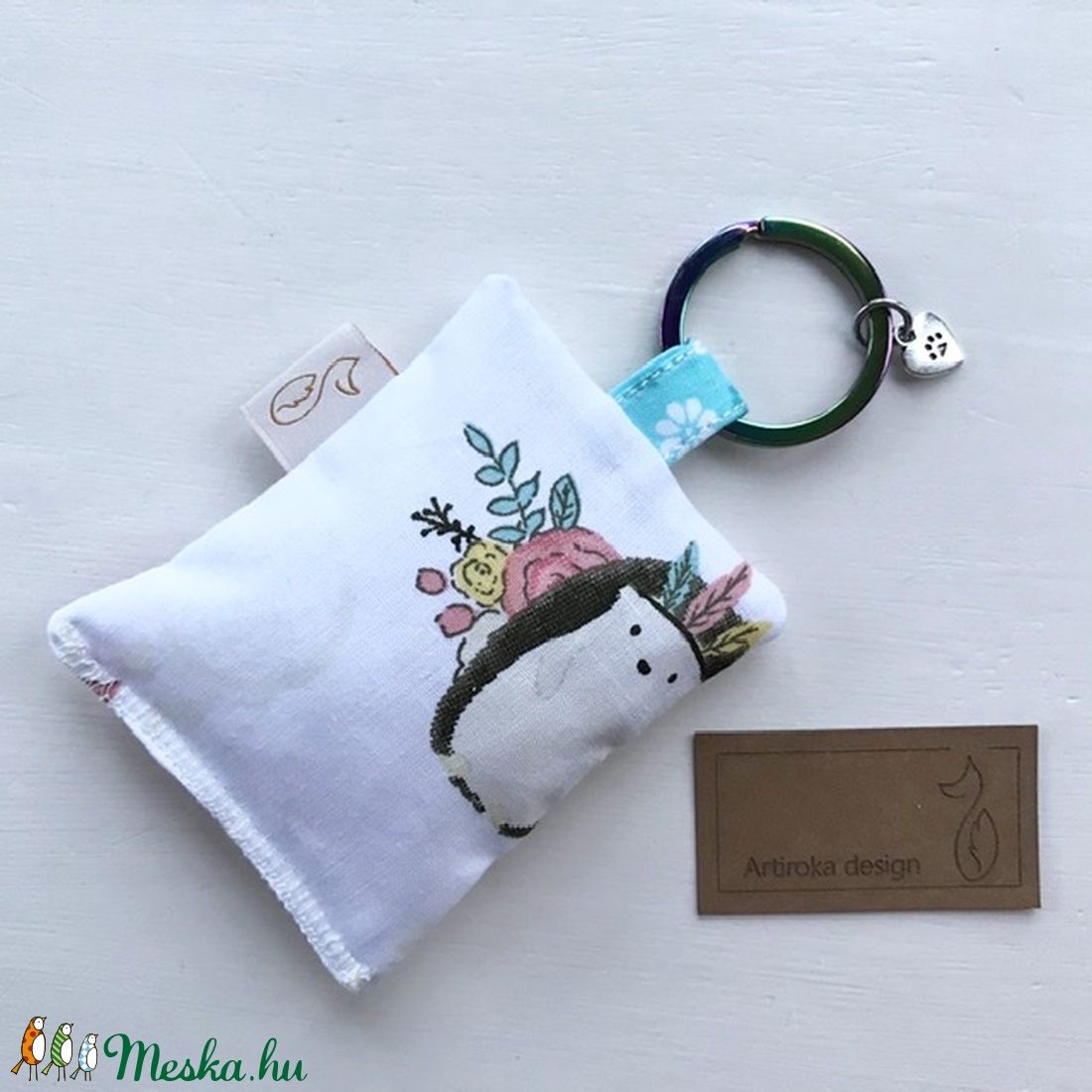 AKCIÓ - Róka és süni mintás kulcstartó - Artiroka design - táska & tok - kulcstartó & táskadísz - kulcstartó - Meska.hu AKCIÓ - Róka és süni mintás kulcstartó - Artiroka design - táska & tok - kulcstartó & táskadísz - kulcstartó - Meska.hu