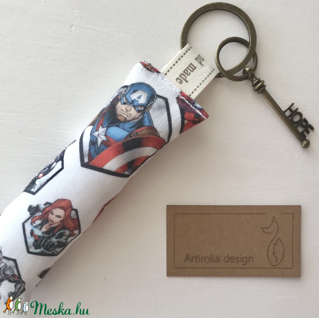 Marvel hősök kulcstartó HOPE azaz remény vintage kulcs medállal - Artiroka design - táska & tok - kulcstartó & táskadísz - kulcstartó - Meska.hu Marvel hősök kulcstartó HOPE azaz remény vintage kulcs medállal - Artiroka design - táska & tok - kulcstartó & táskadísz - kulcstartó - Meska.hu