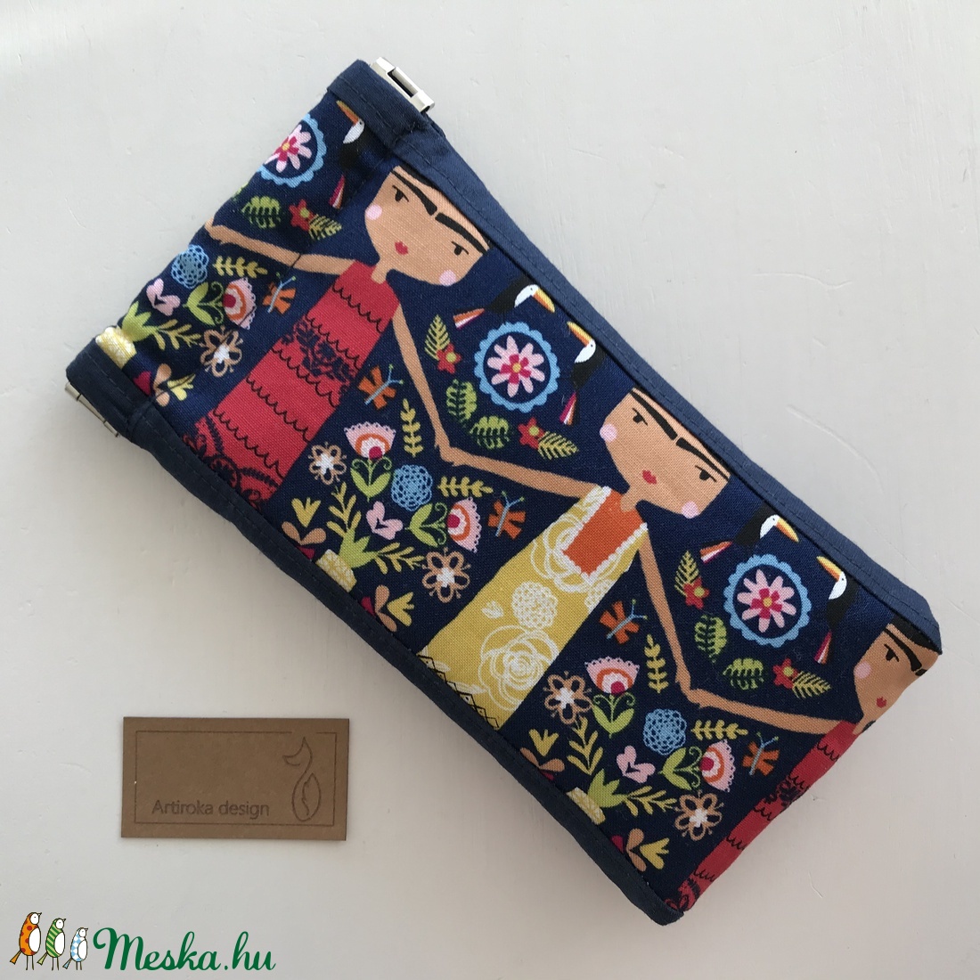 Frida Kahlo mintás szemüvegtok pikk-pakk zárral - egyedi megrendelés - Artiroka design - táska & tok - pénztárca & más tok - szemüvegtok - Meska.hu Frida Kahlo mintás szemüvegtok pikk-pakk zárral - egyedi megrendelés - Artiroka design - táska & tok - pénztárca & más tok - szemüvegtok - Meska.hu