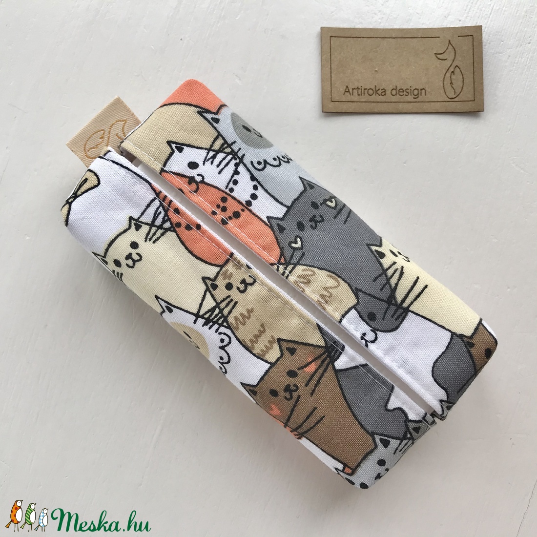 Fekete cica mintás bélelt papírzsebkendő tartó - Artiroka design - táska & tok - pénztárca & más tok - zsebkendőtartó tok - Meska.hu