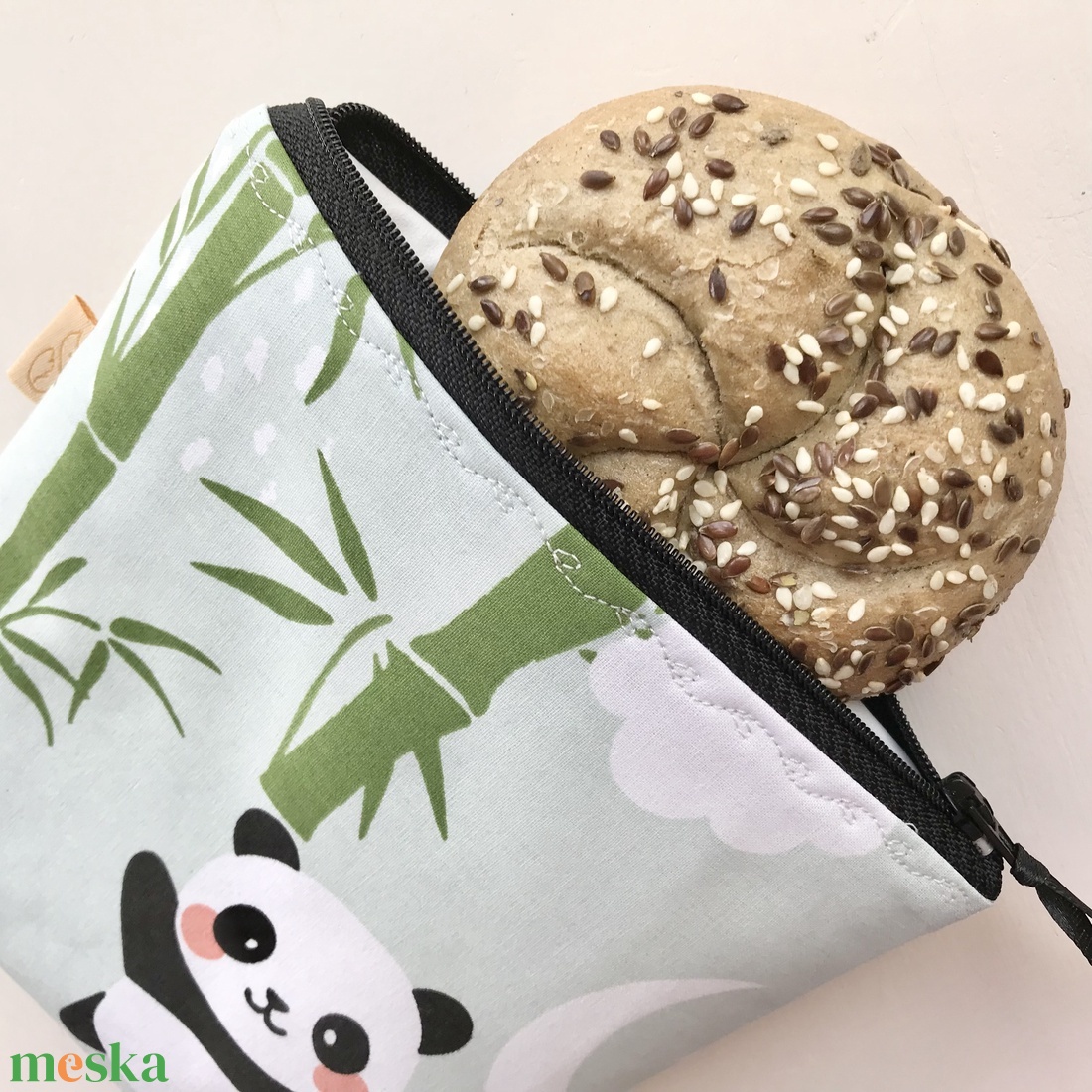 Panda Maci mintás szendvics tartó neszesszer - Artiroka design - táska & tok - uzsonna- & ebéd tartó - ebéd tasak, doboz - Meska.hu Panda Maci mintás szendvics tartó neszesszer - Artiroka design - táska & tok - uzsonna- & ebéd tartó - ebéd tasak, doboz - Meska.hu