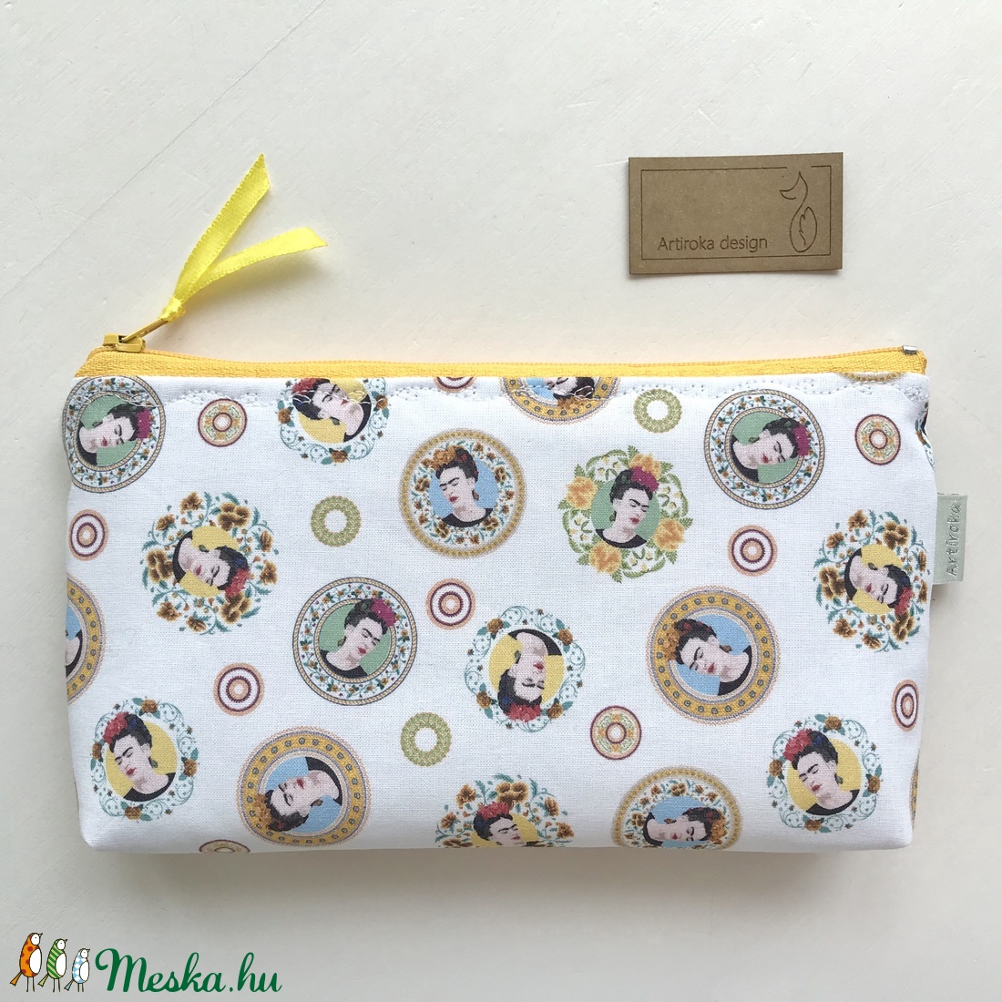 Frida Kahlo mintás tolltartó neszesszer vagy szemüvegtok - Artiroka design - táska & tok - neszesszer - Meska.hu Frida Kahlo mintás tolltartó neszesszer vagy szemüvegtok - Artiroka design - táska & tok - neszesszer - Meska.hu