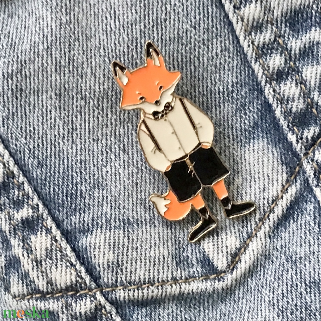 Róka fiú kitűző - Mesedoboz - ékszer - kitűző és bross - kitűző - Meska.hu Róka fiú kitűző - Mesedoboz - ékszer - kitűző és bross - kitűző - Meska.hu