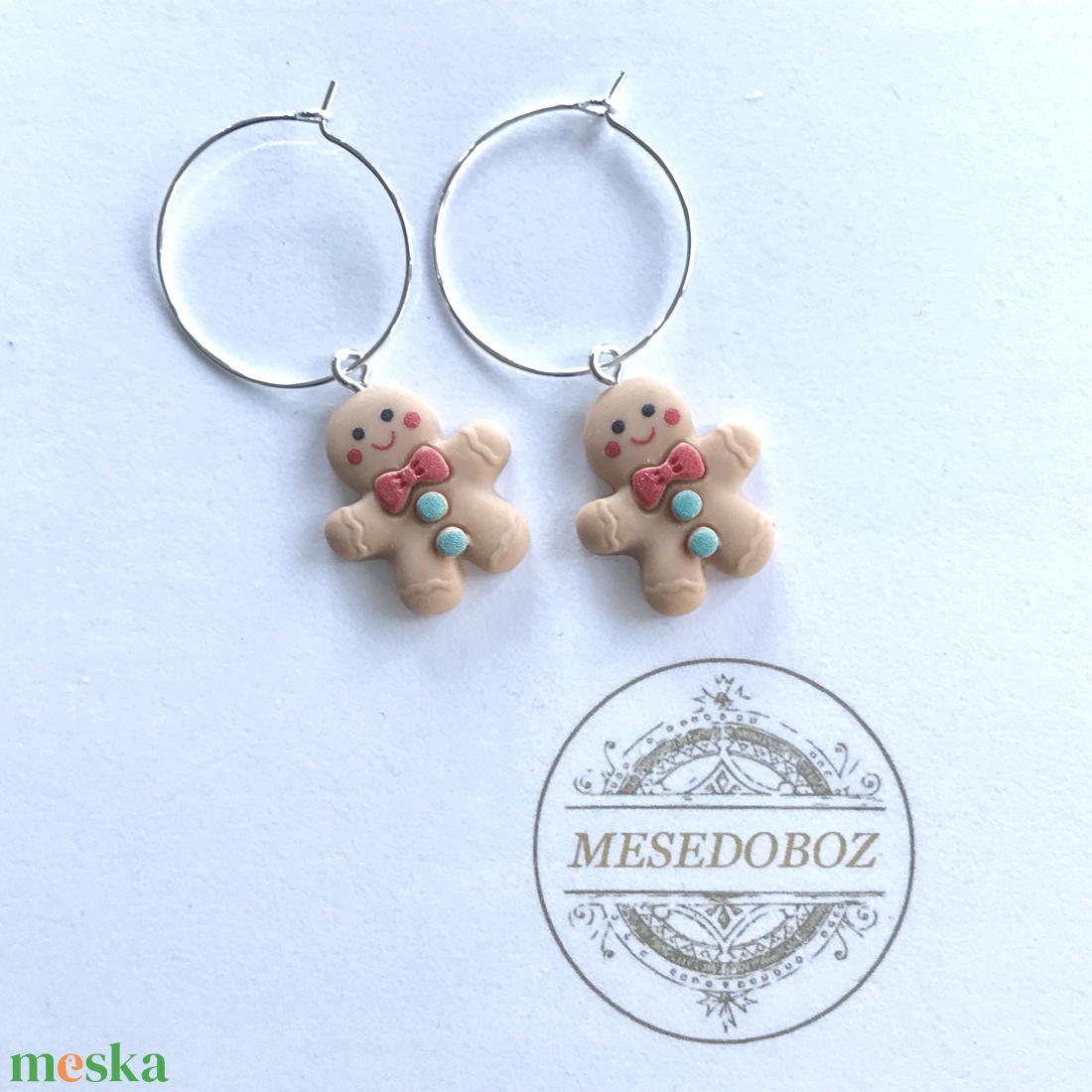Karácsonyi mézeskalács baba fülbevaló - Mesedoboz - esküvő - ékszer - fülbevaló - Meska.hu Karácsonyi mézeskalács baba fülbevaló - Mesedoboz - esküvő - ékszer - fülbevaló - Meska.hu