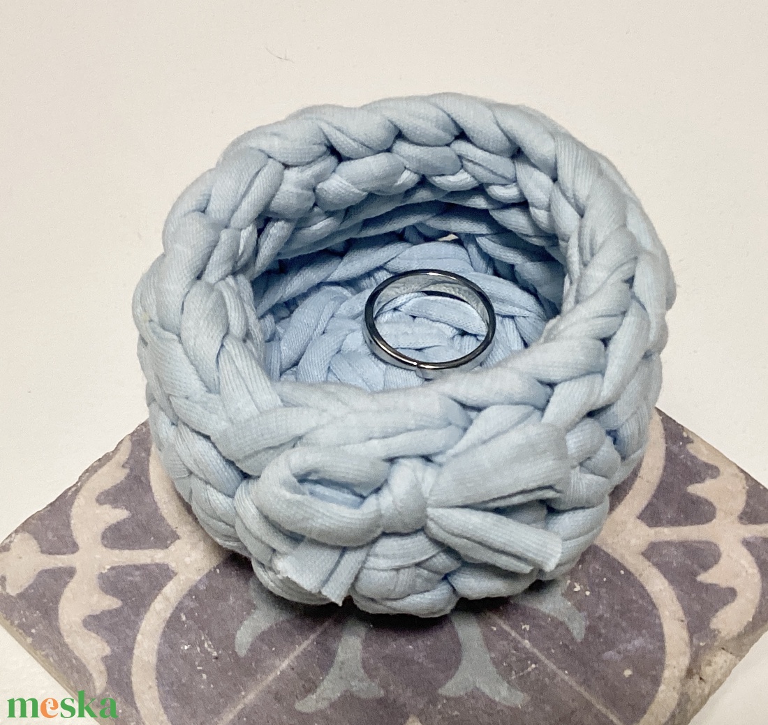 Kis gyűrűtartó kosár  - Mesedoboz - otthon & életmód - tárolás & rendszerezés - tárolókosár - Meska.hu