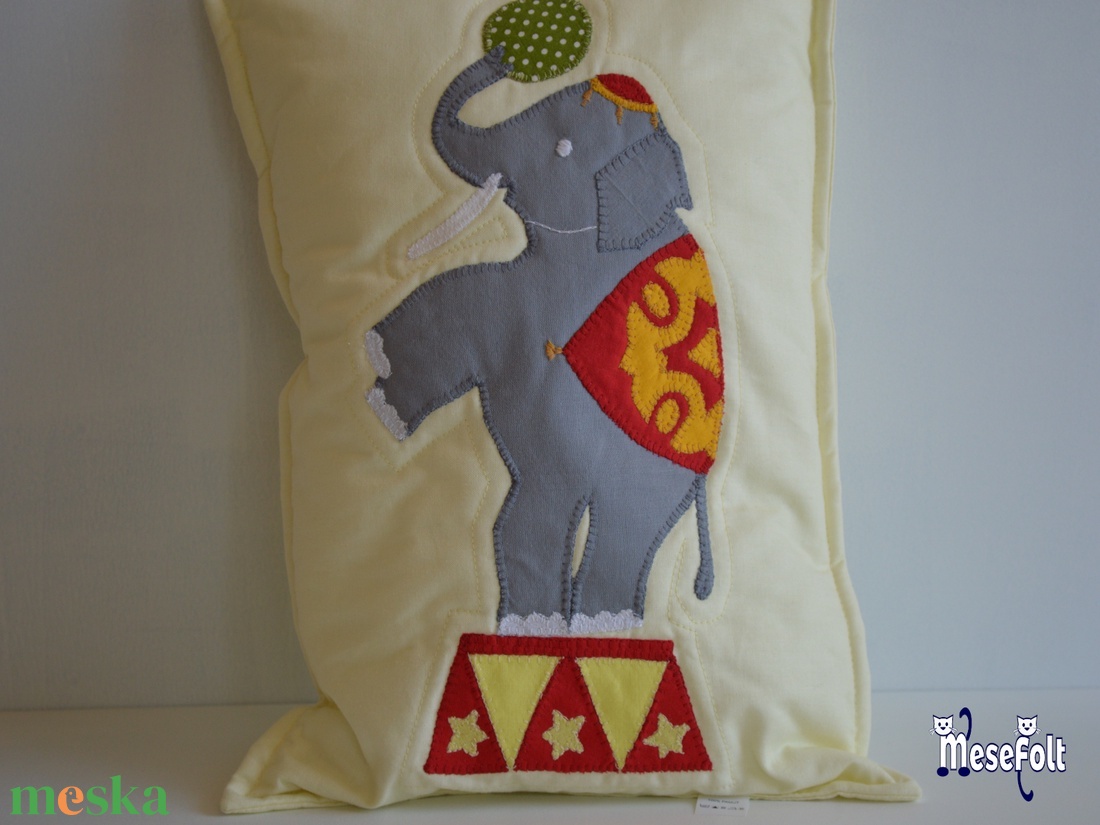 Eszti az elefánt Puha alvópajtás - Gyermek kispárna - játék & sport - ovis felszerelés - ovis párna, kispárna - Meska.hu