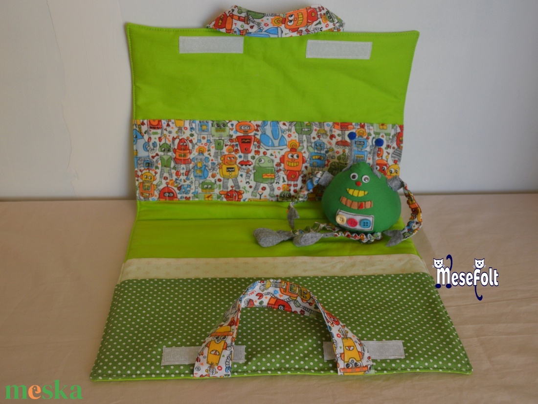 Robotos rajztáska játékfigurával - táska & tok - variálható táska - Meska.hu