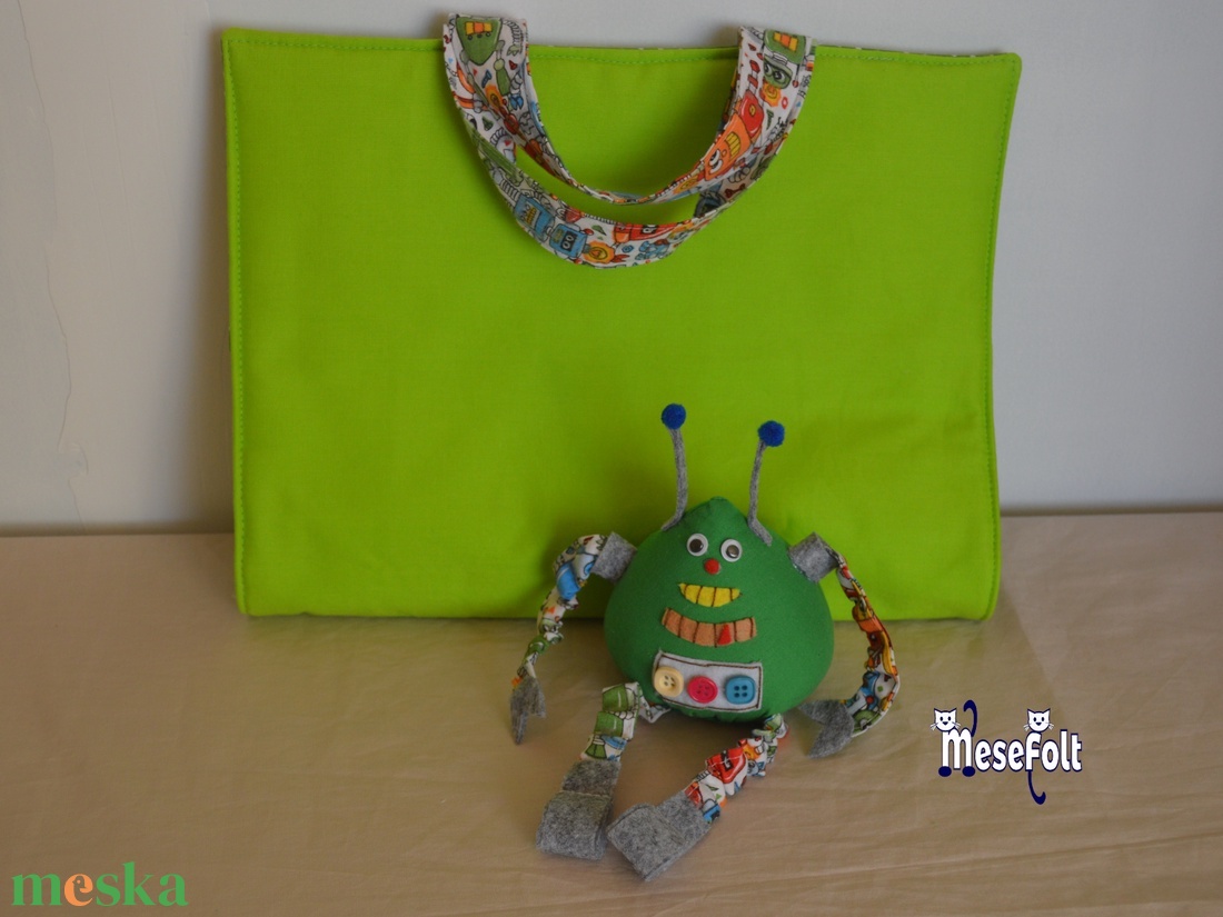 Robotos rajztáska játékfigurával - táska & tok - variálható táska - Meska.hu