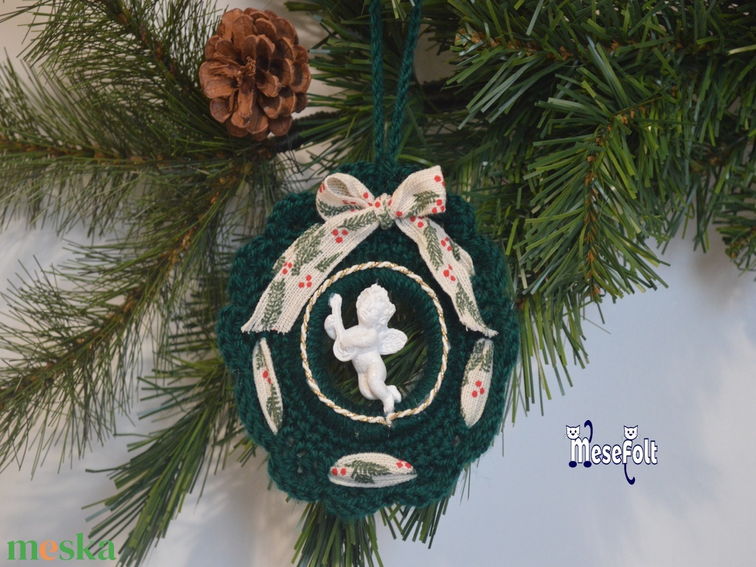 Karácsonyi koszorú (zöld-angyal) - karácsony - karácsonyi lakásdekoráció - karácsonyfadíszek - Meska.hu