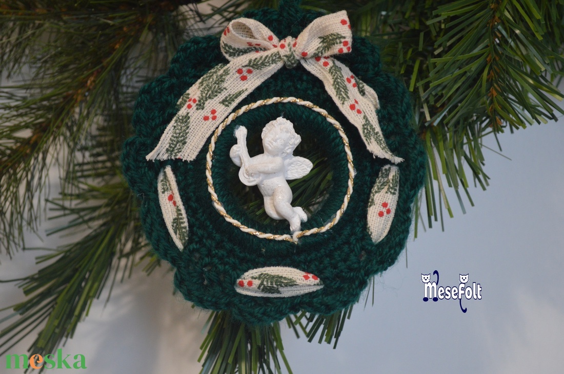 Karácsonyi koszorú (zöld-angyal) - karácsony - karácsonyi lakásdekoráció - karácsonyfadíszek - Meska.hu